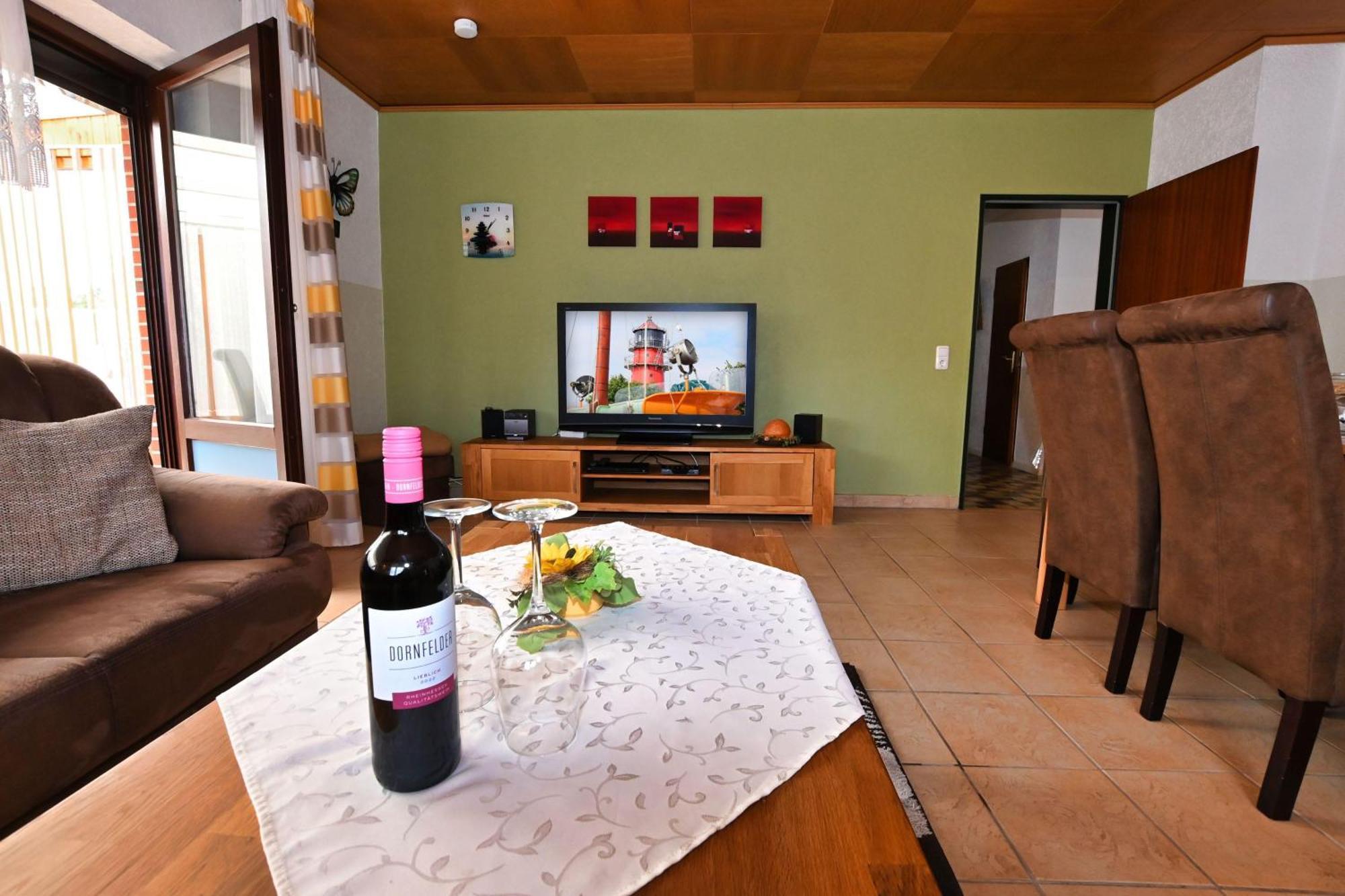 Haus Lily Nr.02 Bis Zu 6 Personen Davon Max. 2 Kinder Büsum Extérieur photo